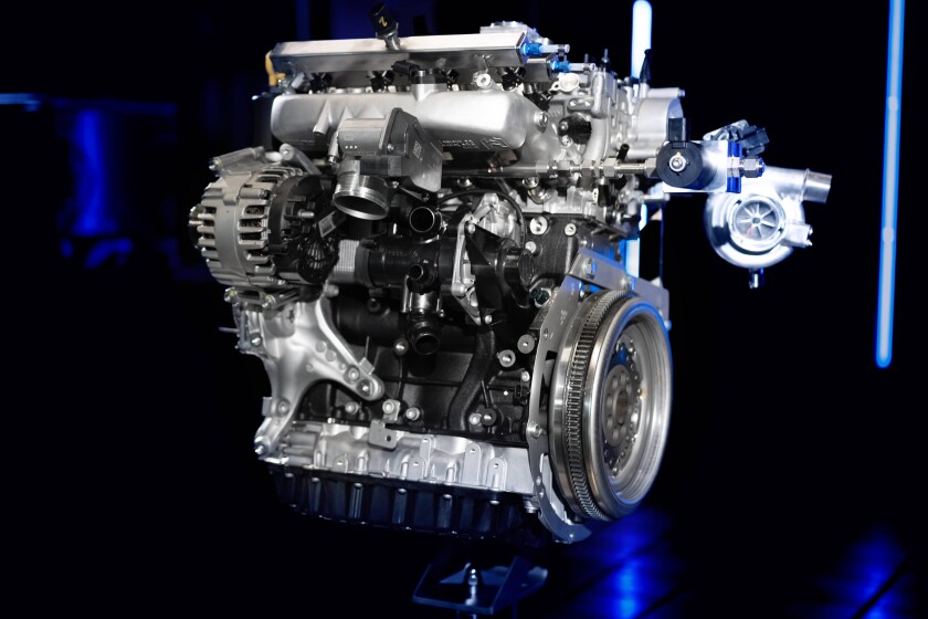 Earlier this month, the Austrian mobility technology firm AVL had reason to celebrate as it verified simulations demonstrating its prototype 2.0-liter turbo hydrogen race engine achieving over 200 horsepower per liter. AVL employs a water-injection system in conjunction with the turbocharger to enhance combustion safety and power output, and this approach has proven to be highly effective.