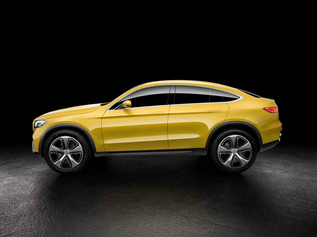 The Mercedes-Benz Concept GLC profile