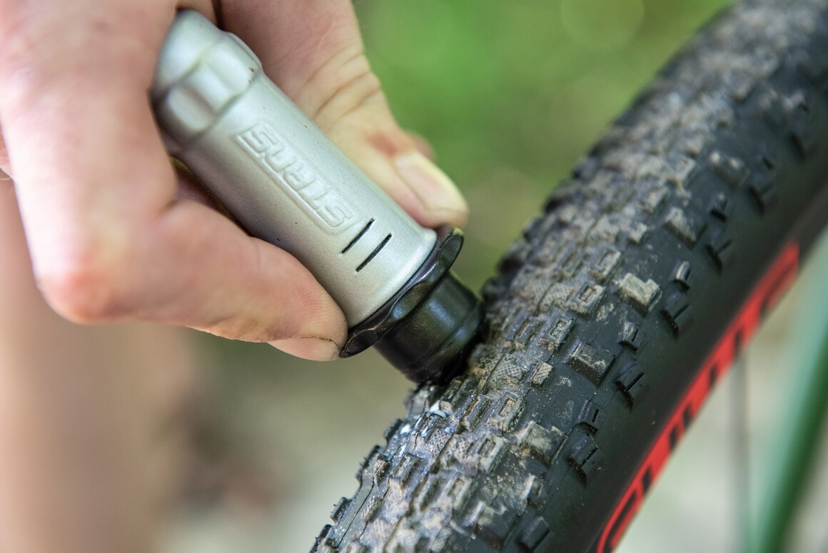 The Dart tool can also be used on road and gravel bike tubeless tires