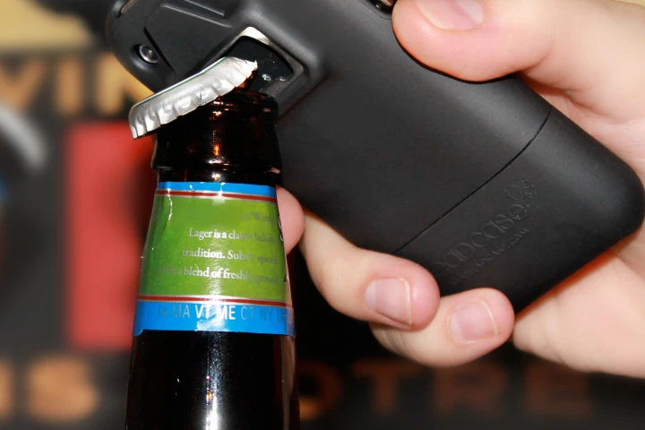 Be HeadCase is a bottle opener-equipped iPhone case, that comes with an app that keeps count of how many bottles you've opened