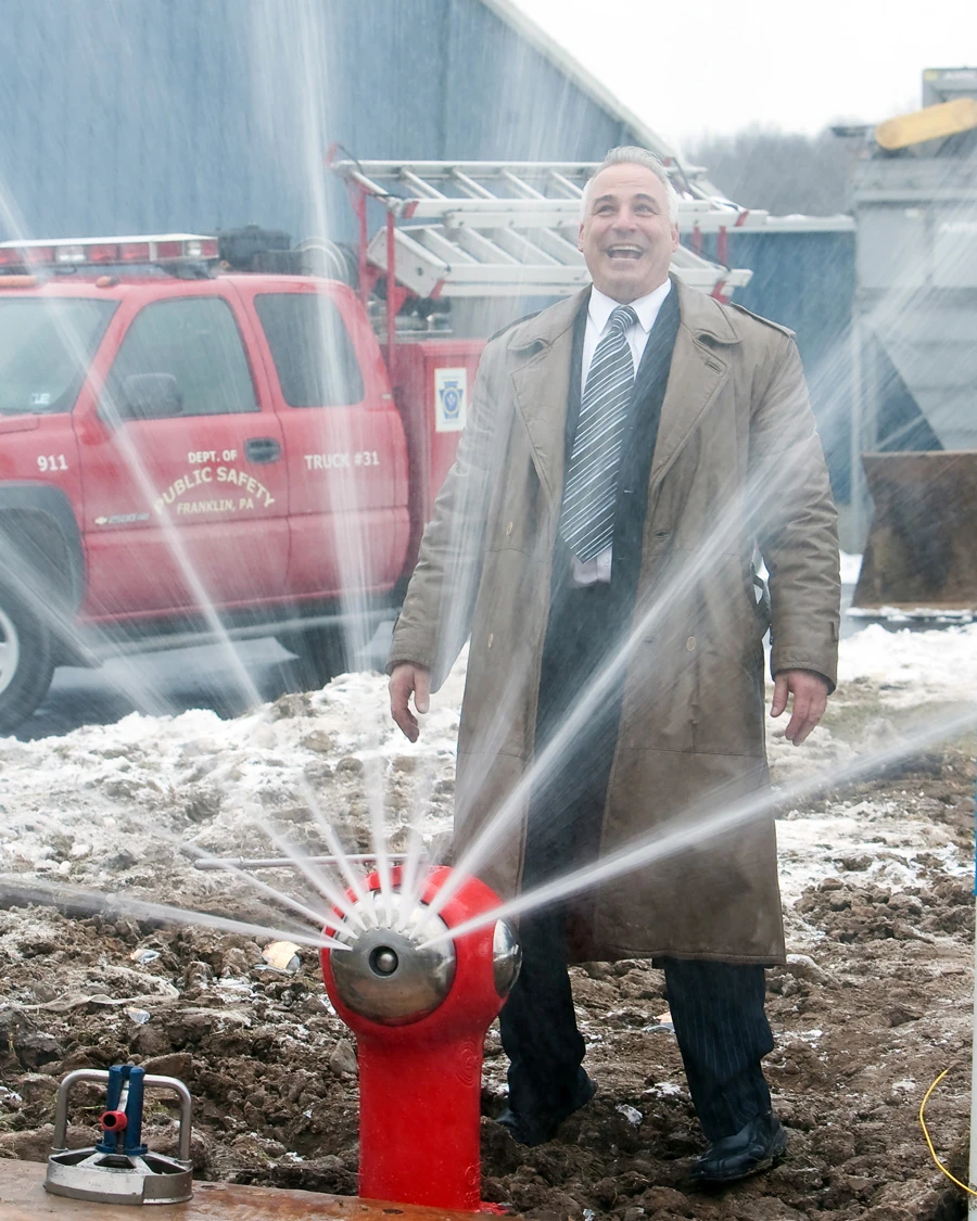Visually, the Sigelock hydrant itself resembles more of an cartoon periscope than a traditional hydrant