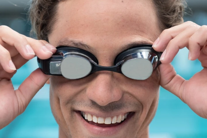 Form Swim Goggles sell for US$199