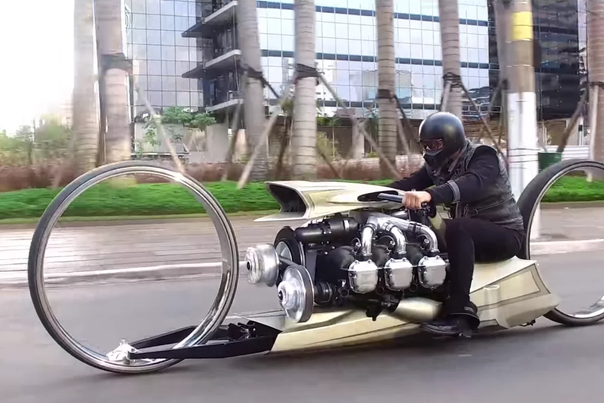 The TMC Dumont's 36-inch rims make it look like a rolling pair of spectacles –and a spectacle it certainly is