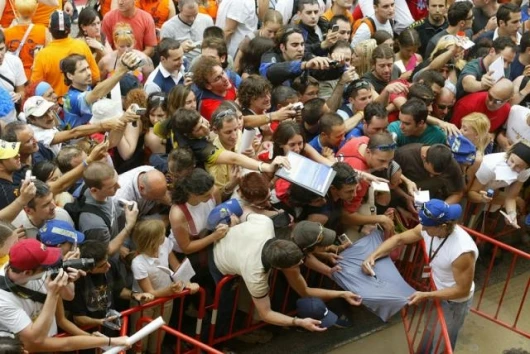 Sete had the home track advantage and thousands of adoring fans to cheer him on. He rode like a demon. he got beat!