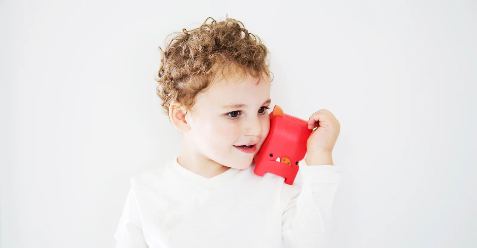 Toys say something new to kids everyday through the Toymailer service (Photo: Toymail Co)