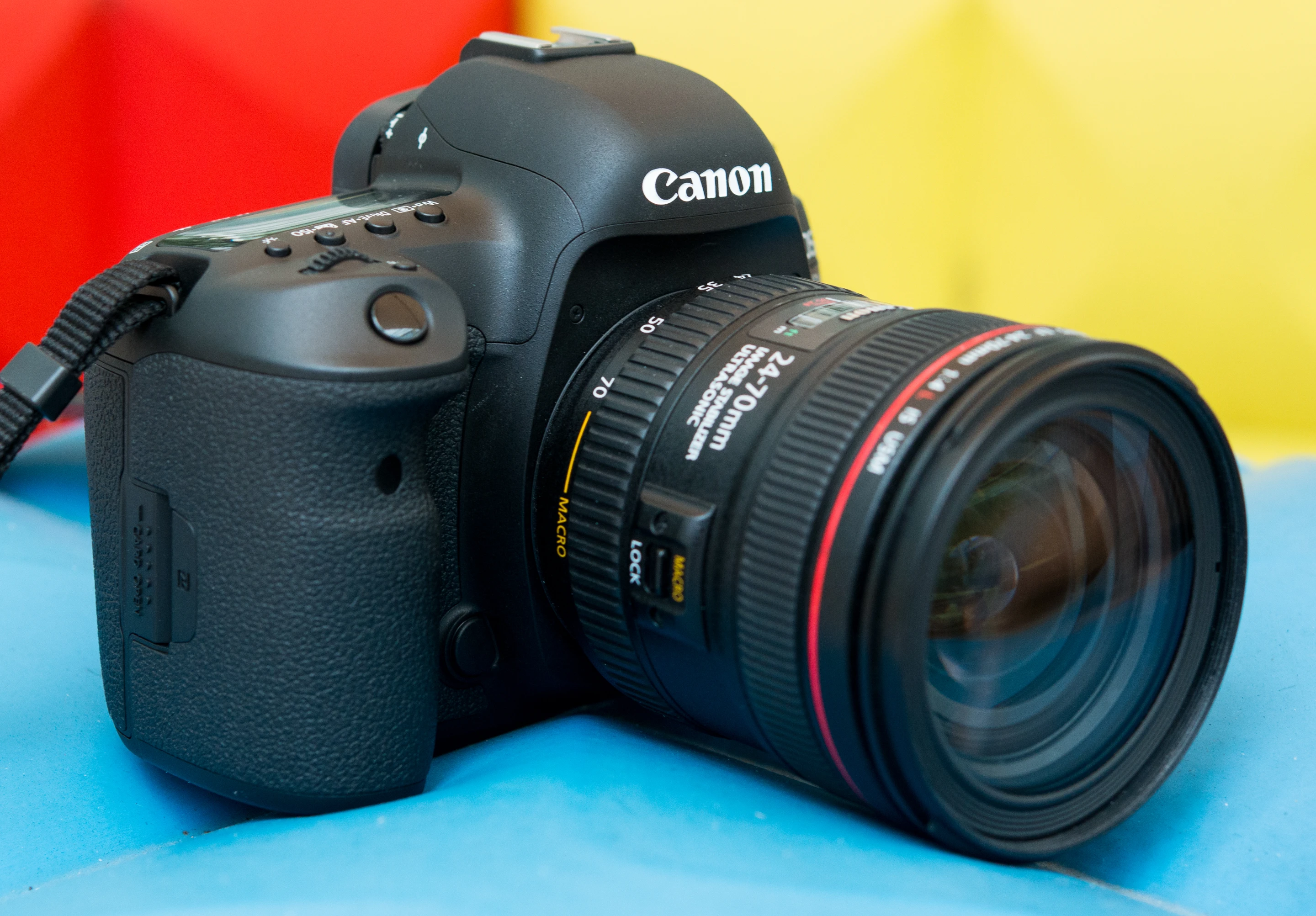 The Canon EOS 5D Mark IV is a large but comfortable DSLR to use