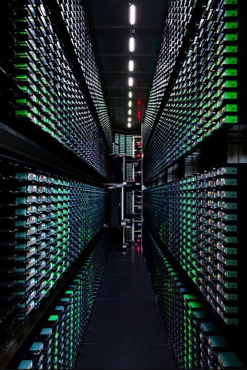 The tape library back-up system is controlled via a series of robotic arms