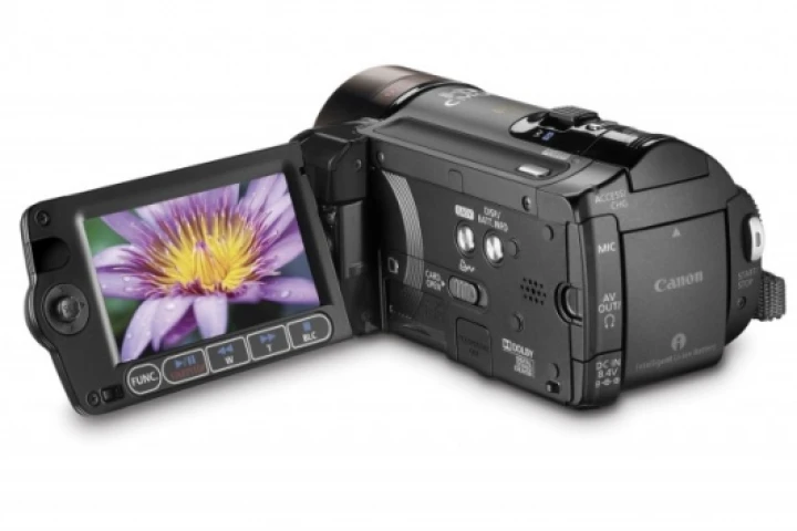 Canon VIXIA HF11