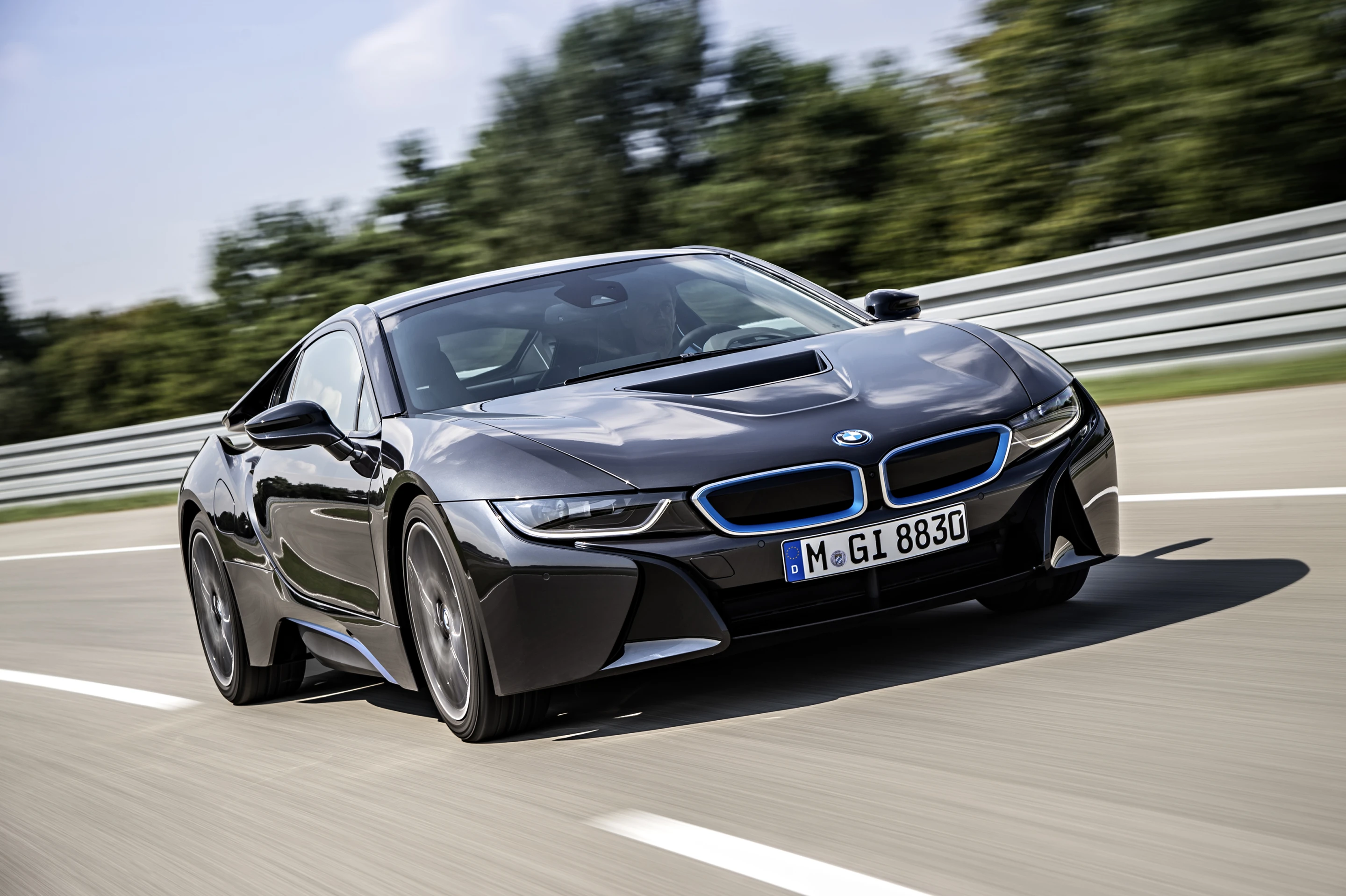 The BMW i8 - on the road