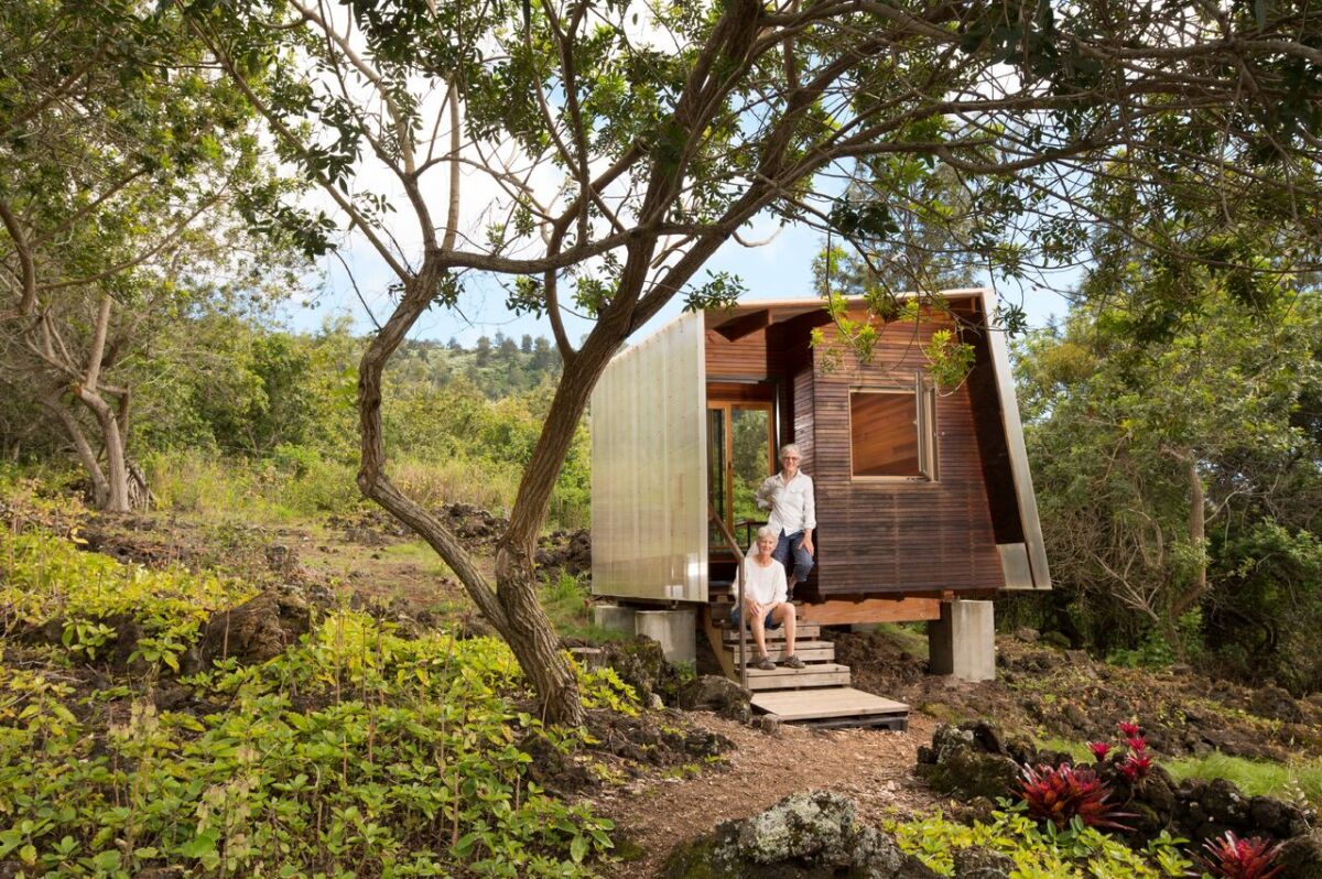 The pair of cabins can both be dismantled without impacting the land and re-installed on a different location if desired
