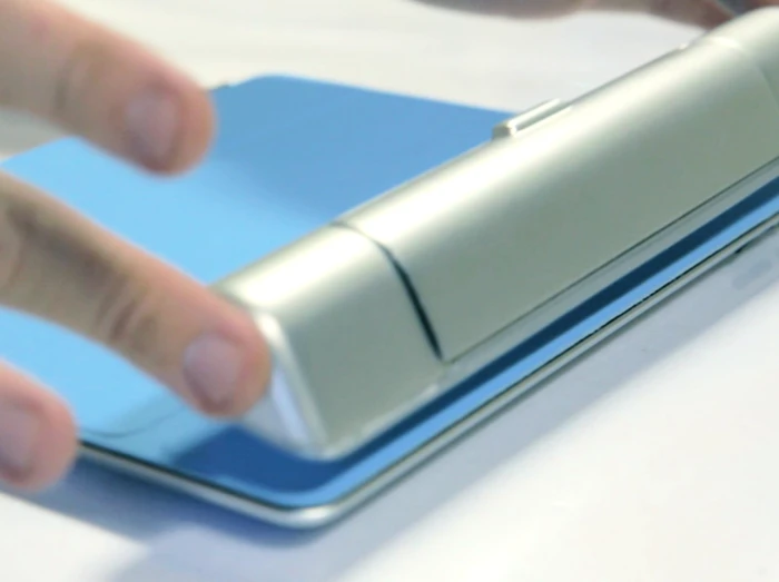 Smart Cargo connects to an iPad Smart Case using magnets