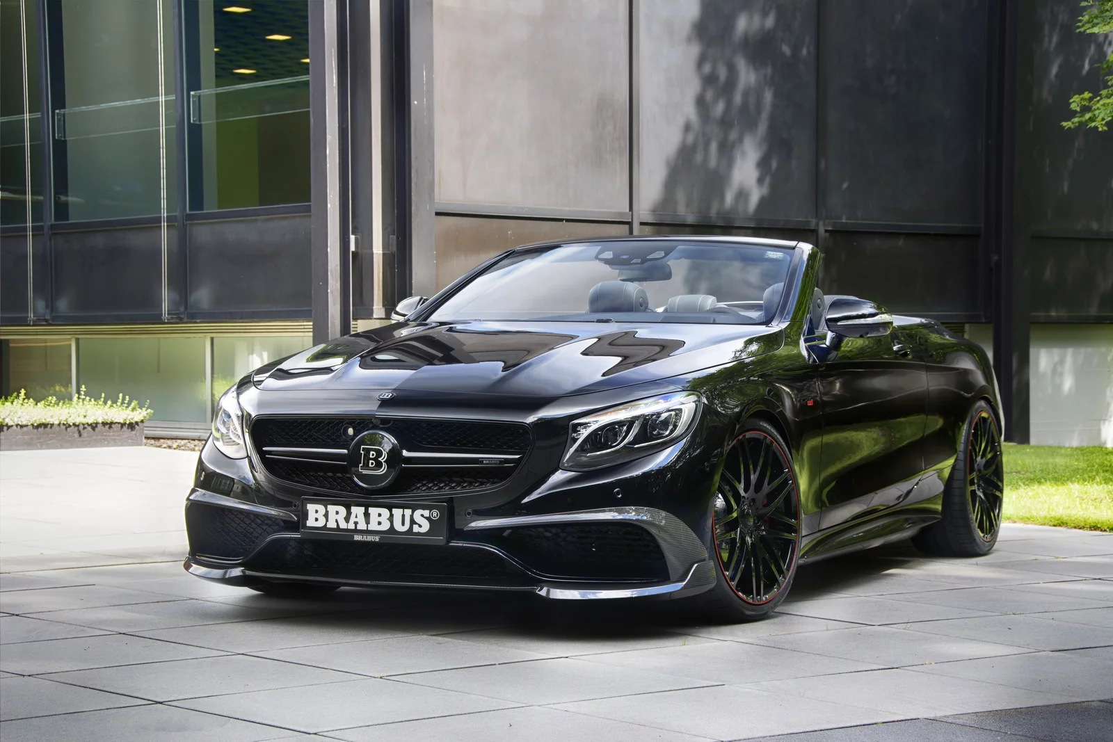 Brabus has cranked the power up on the Mercedes S63 AMG