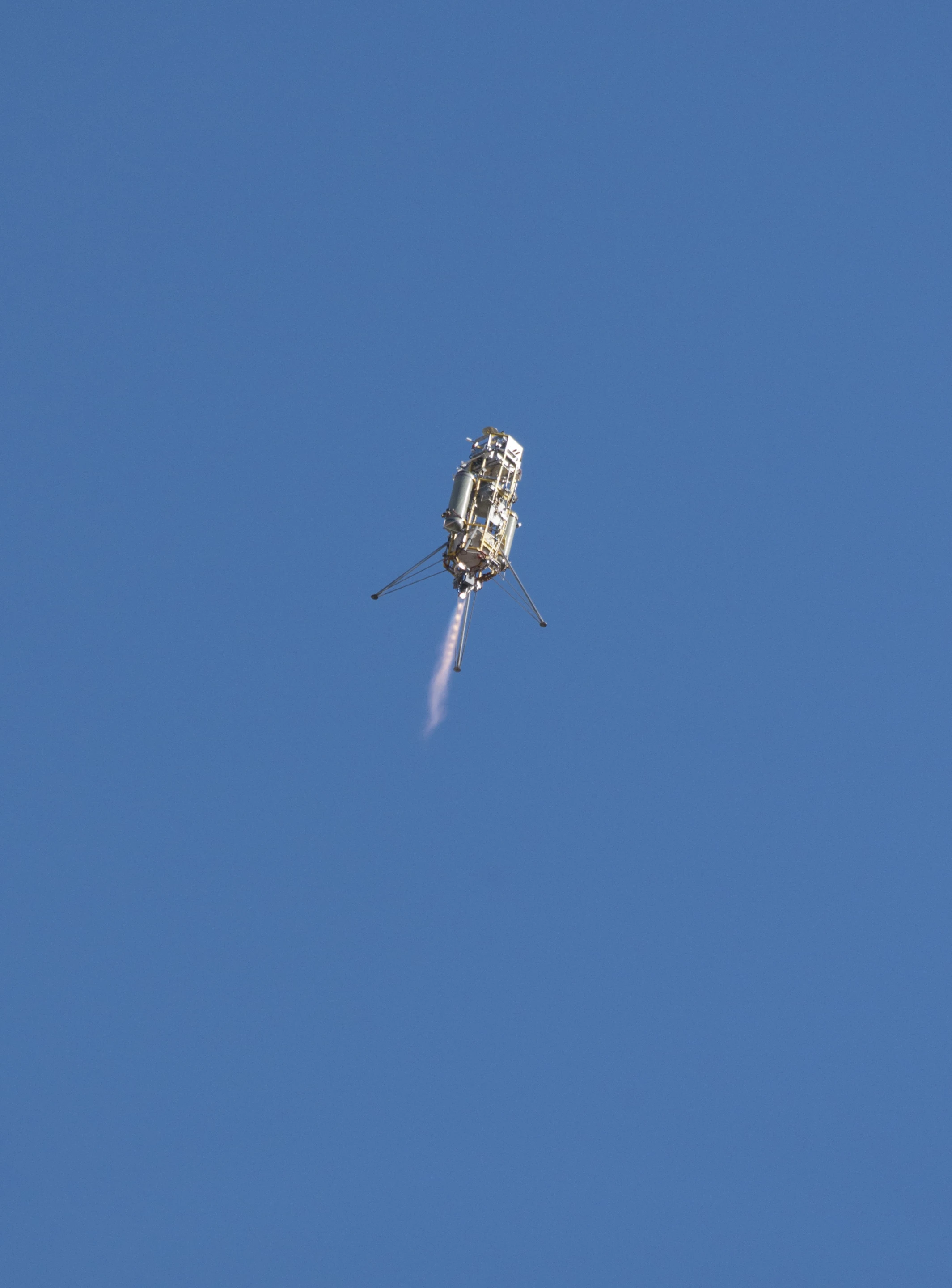 The ADAPT vehicle flew to an altitude of 1,066 ft before descending using LVS and G-FOLD landing technologies (Photo: NASA)