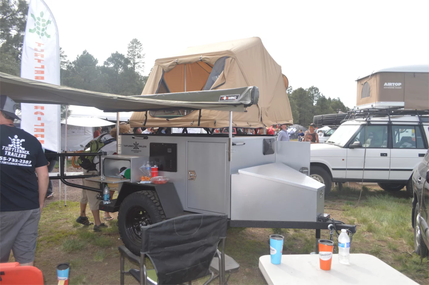 The Turtleback Trailer can be equipped with CVT and other trailer-top tents
