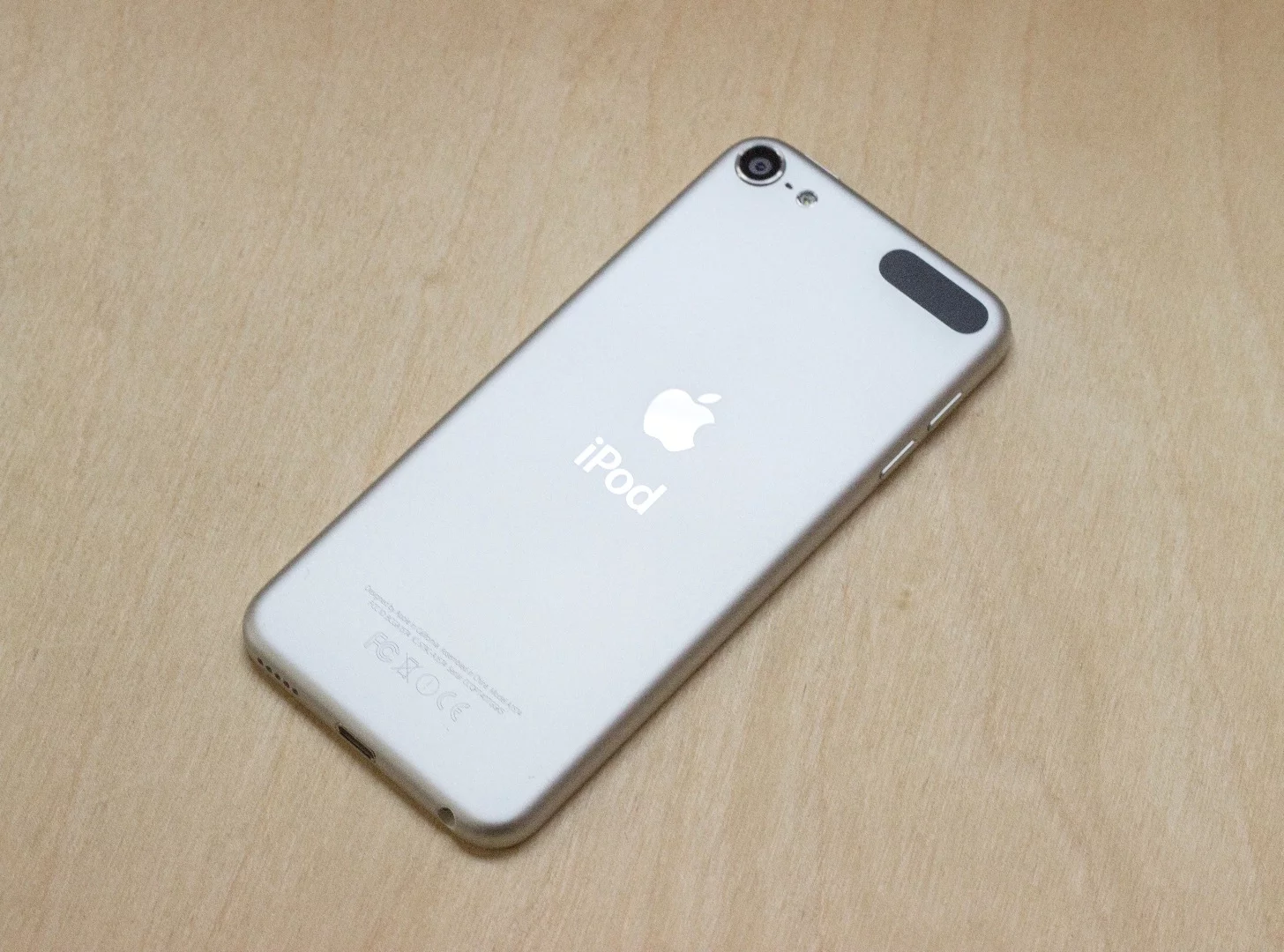 The aluminum 6th-generation iPod touch