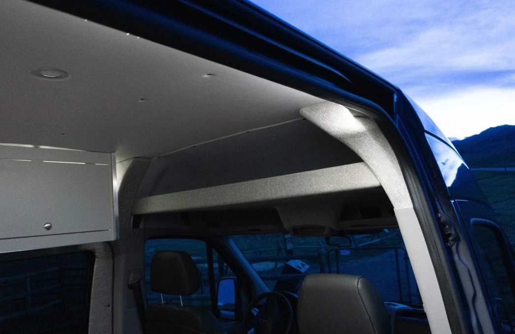 The Skier/Surfer comes with an over-cab storage shelf
