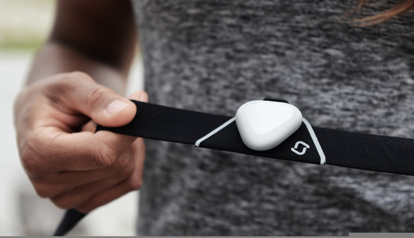 The Shft IQ comes with a chest strap