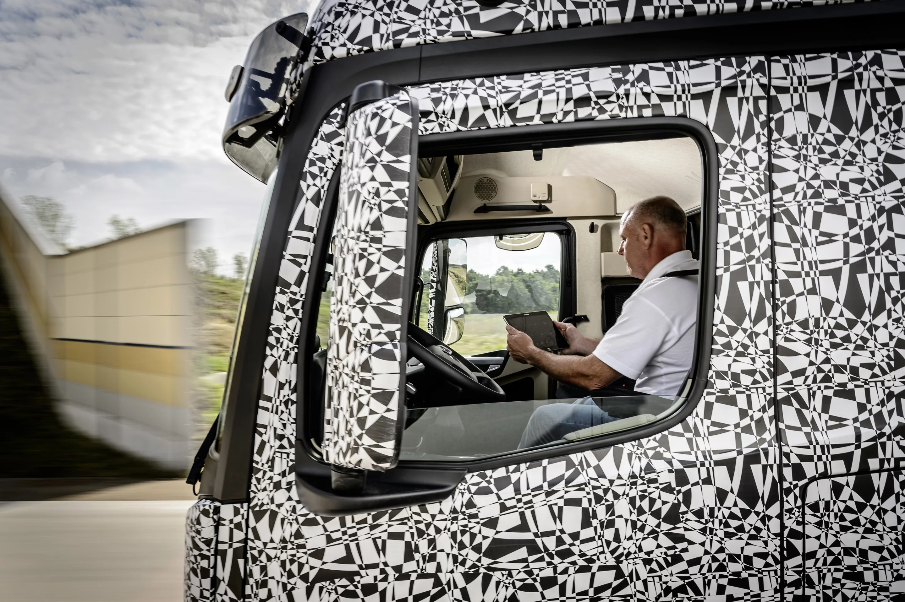 The Daimler autonomous truck makes drivers into managers