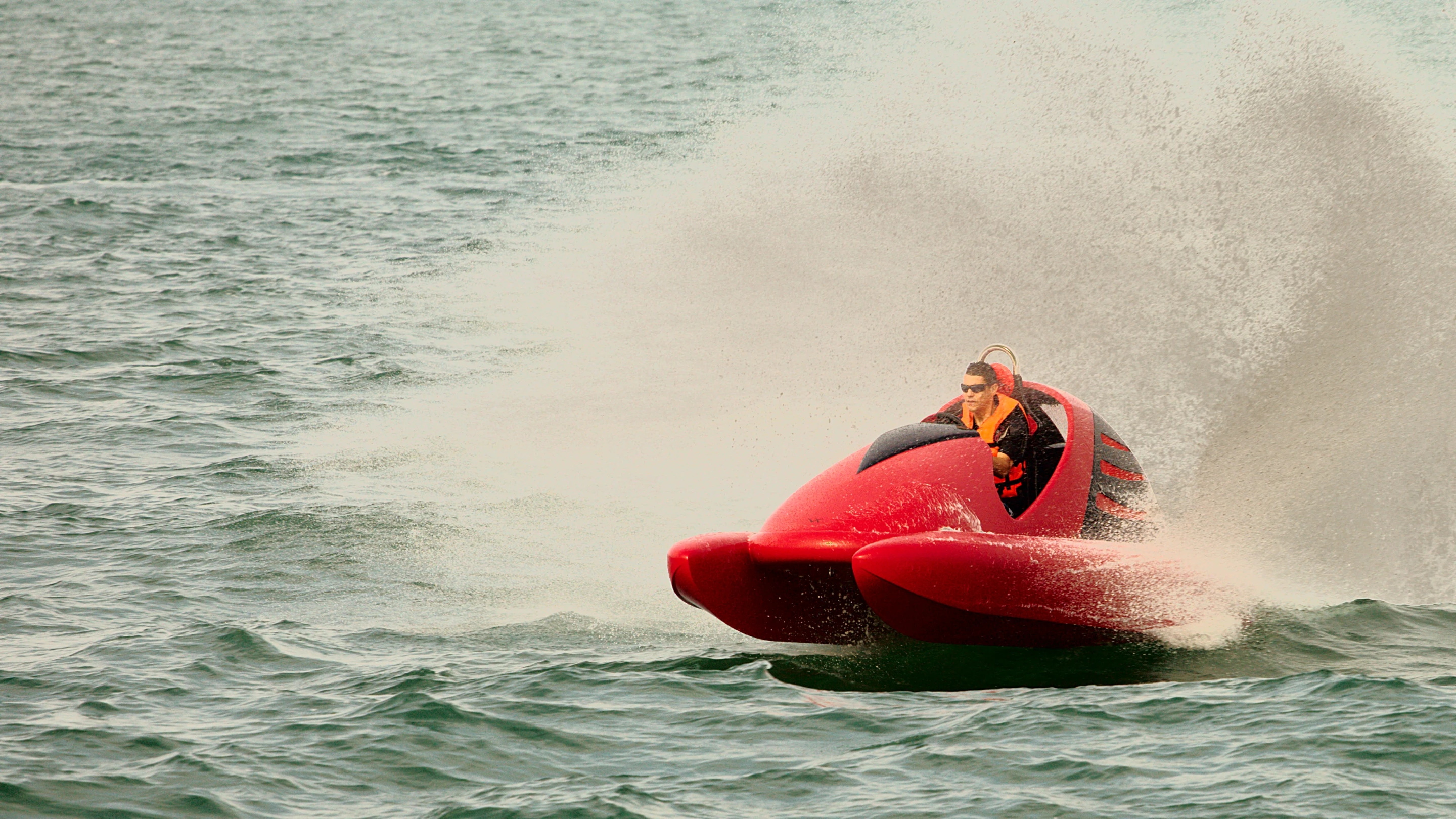 The Wokart is controlled by a centrally-located 70 hp outboard motor (Photo: Wokart)