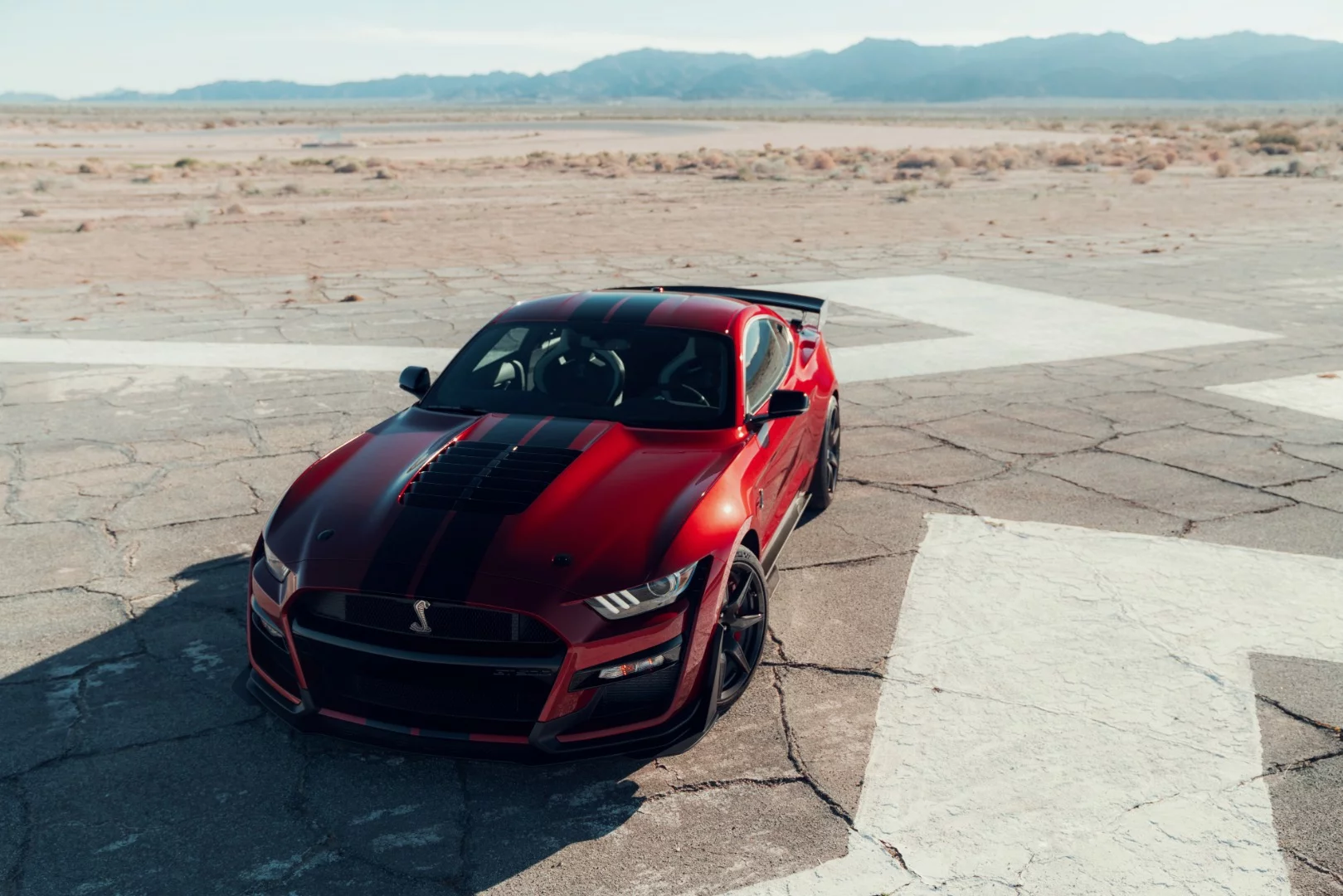 625 lb-ft of tire toasting torque