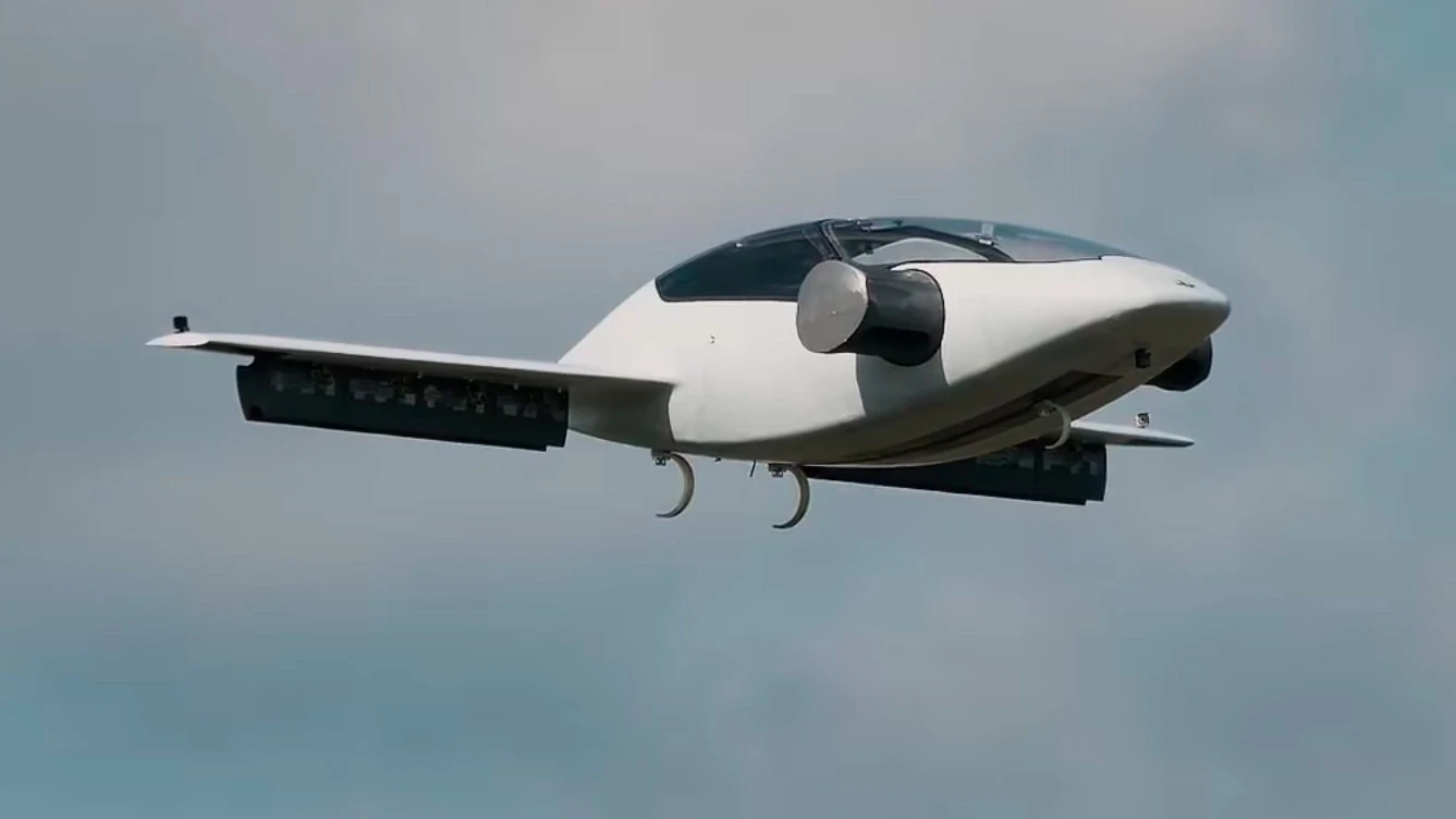 The Lilium jet in action during its maiden flight