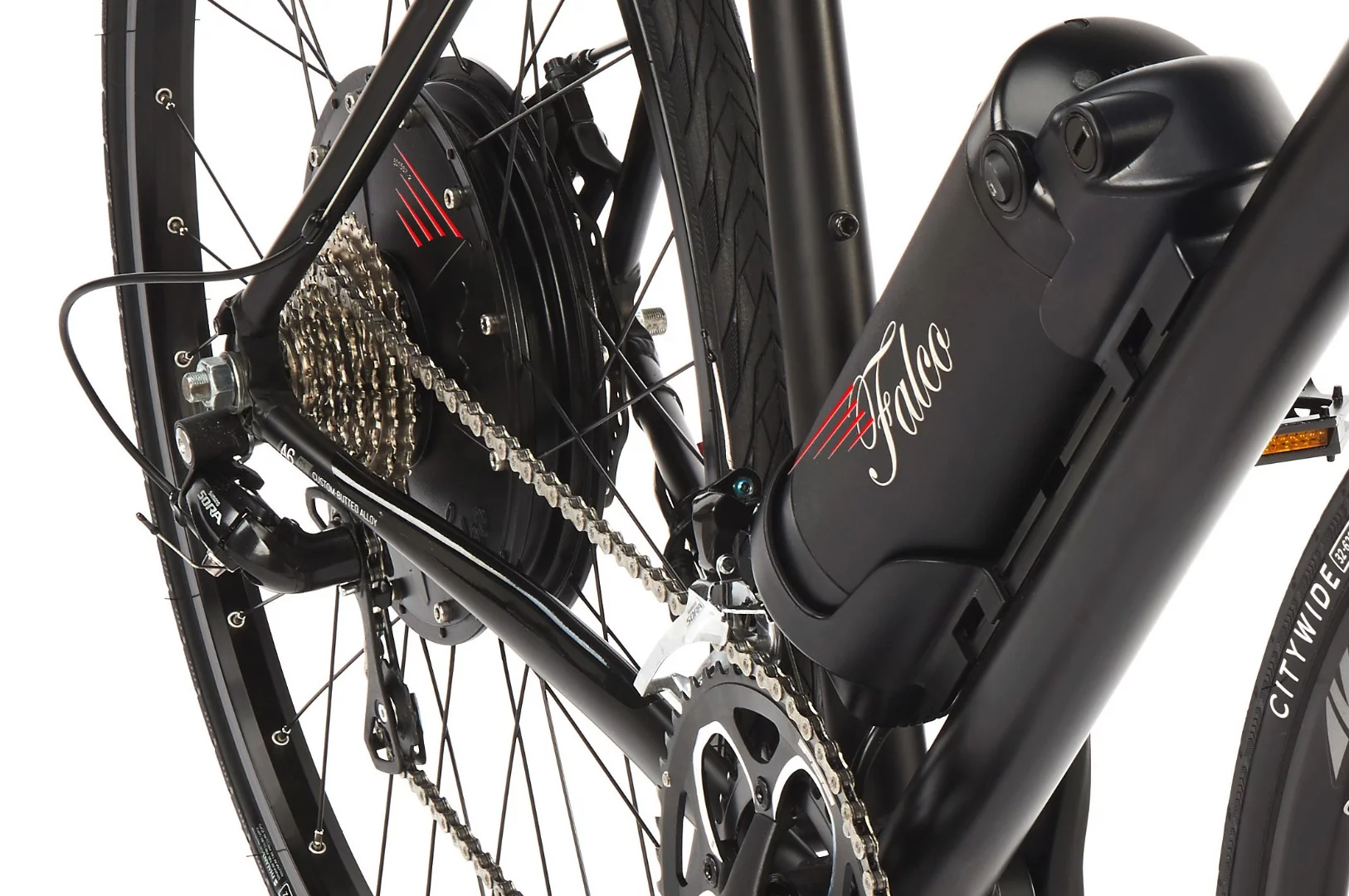 The eDrive's 250- or 350-watt motor is integrated into the wheel