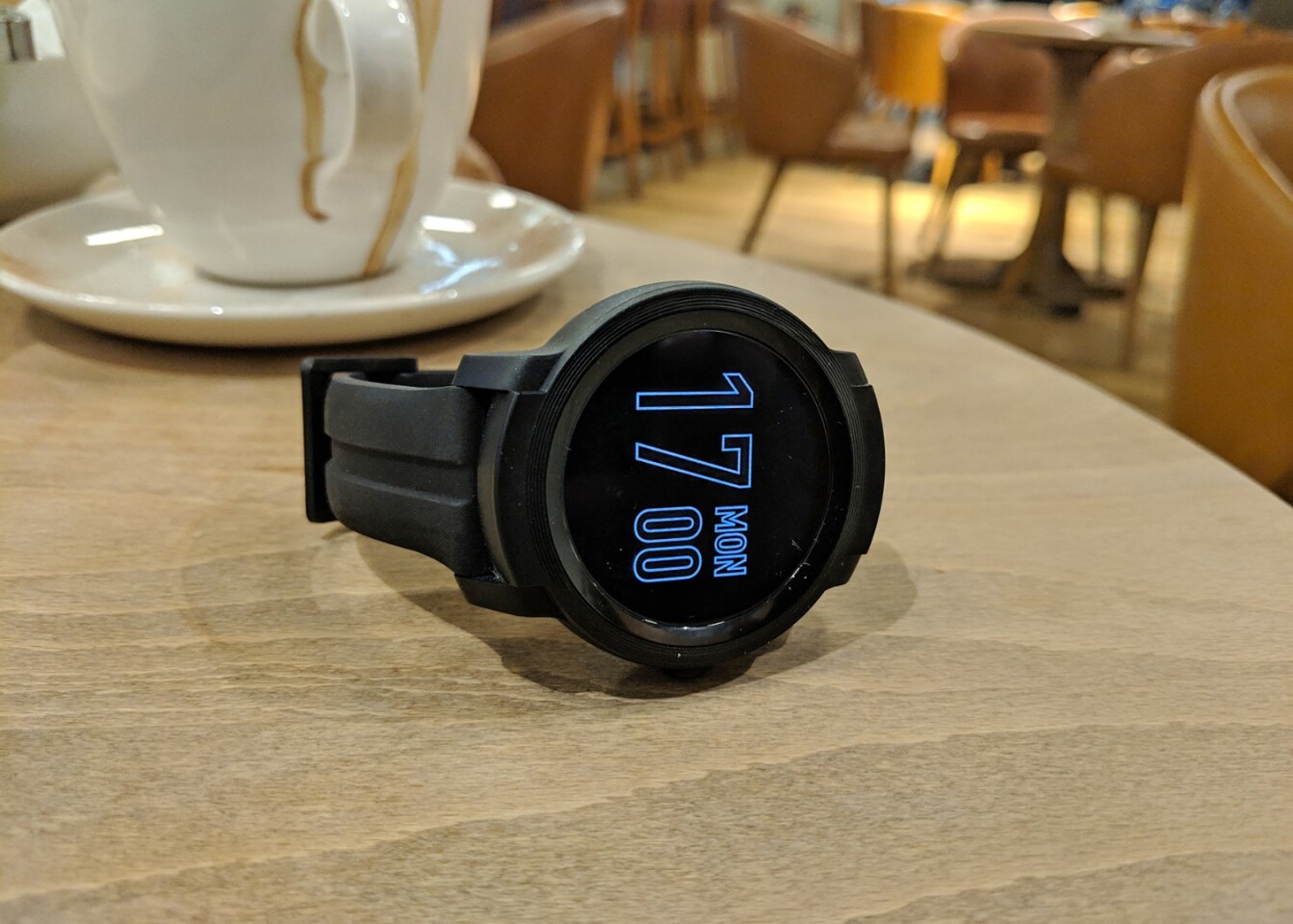 The low power mode on the TicWatch E2 helps you to eke out extra battery life