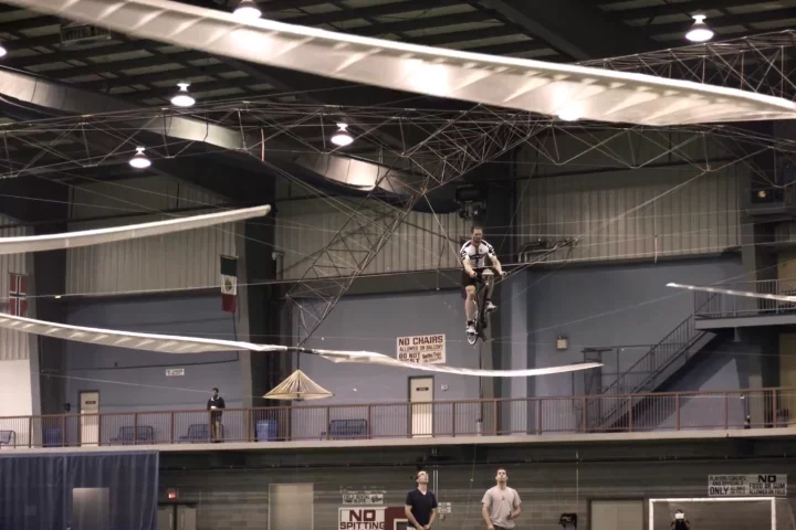 The prize-winning flight of AeroVelo's Atlas (Video still: AeroVelo)