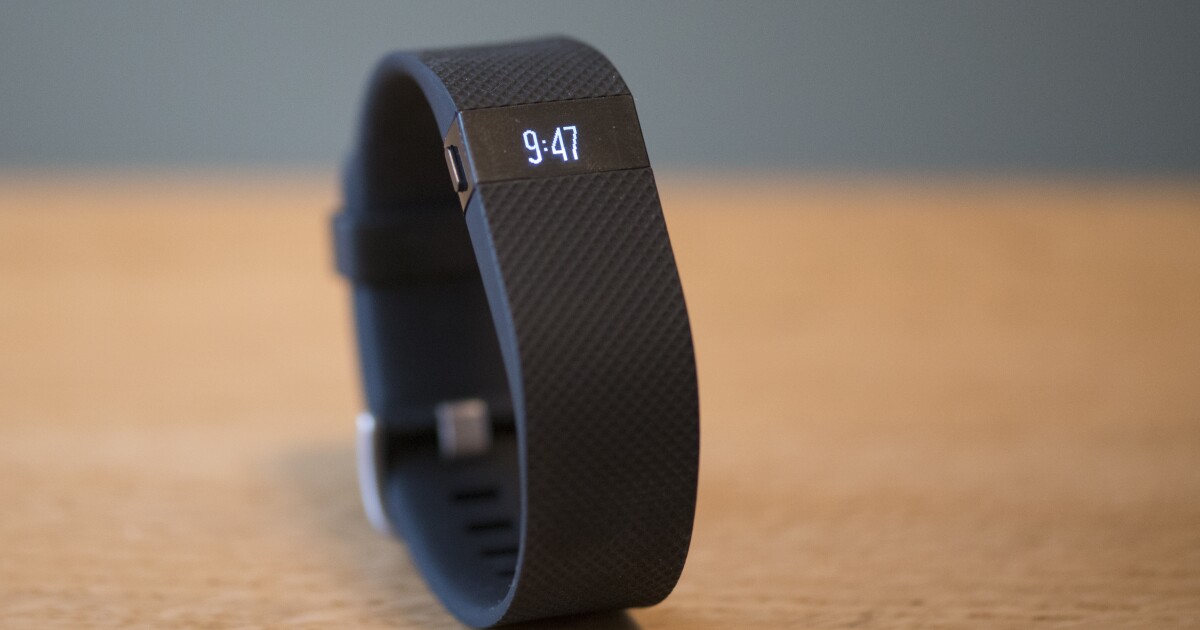 Review Fitbit Charge Hr Fitness Tracker