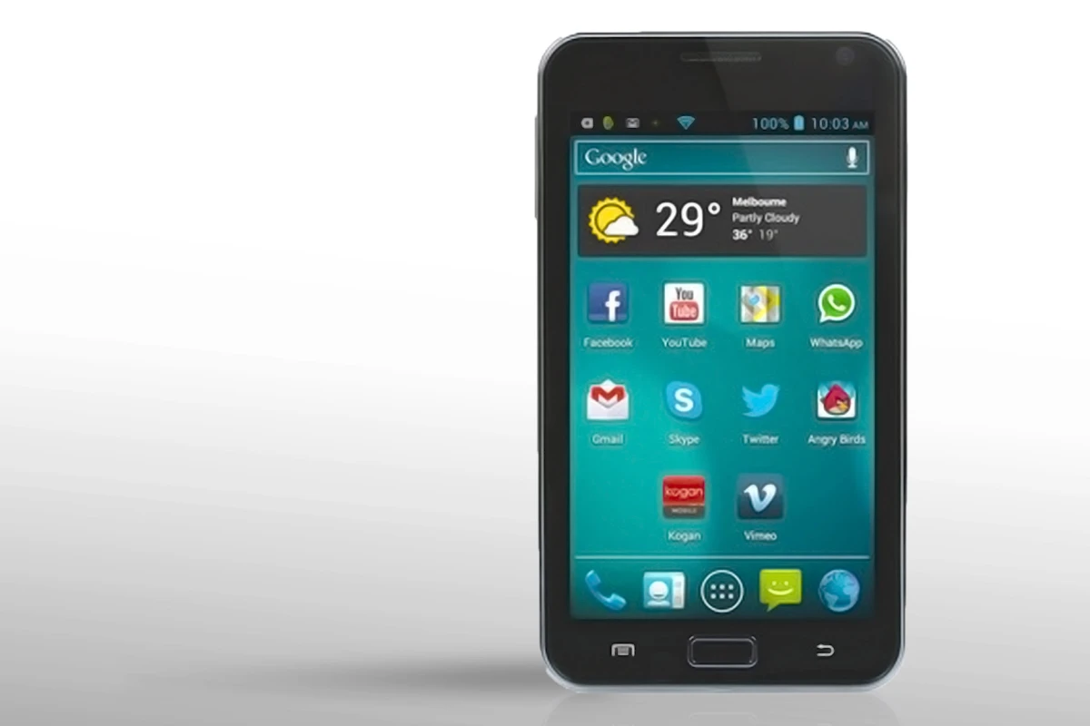 The Kogan Agora smartphone provides mid-range specs for a bargain bin price.