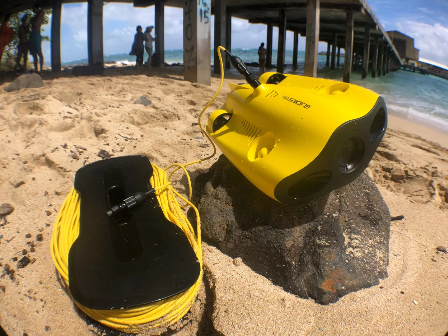 The Gladius Mini and its communications cable