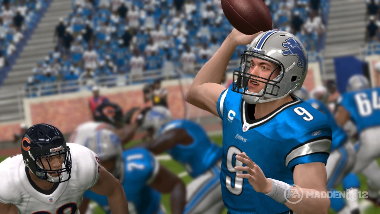 You can change your pass selection quickly as you spot receivers