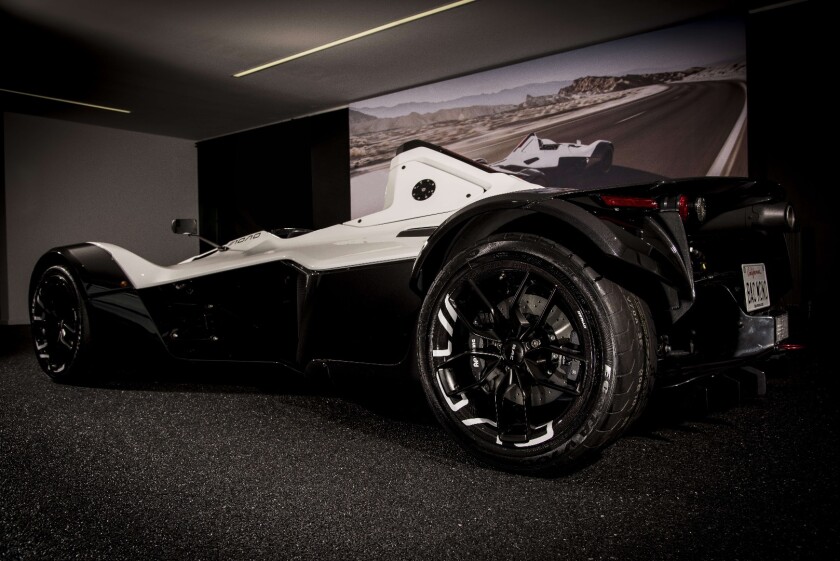 The BAC Mono with its new carbon wheels