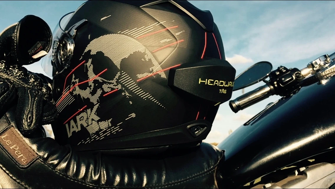 The Headwave Tag applies soundwaves to the outside of the user's helmet to fill the inside with audio