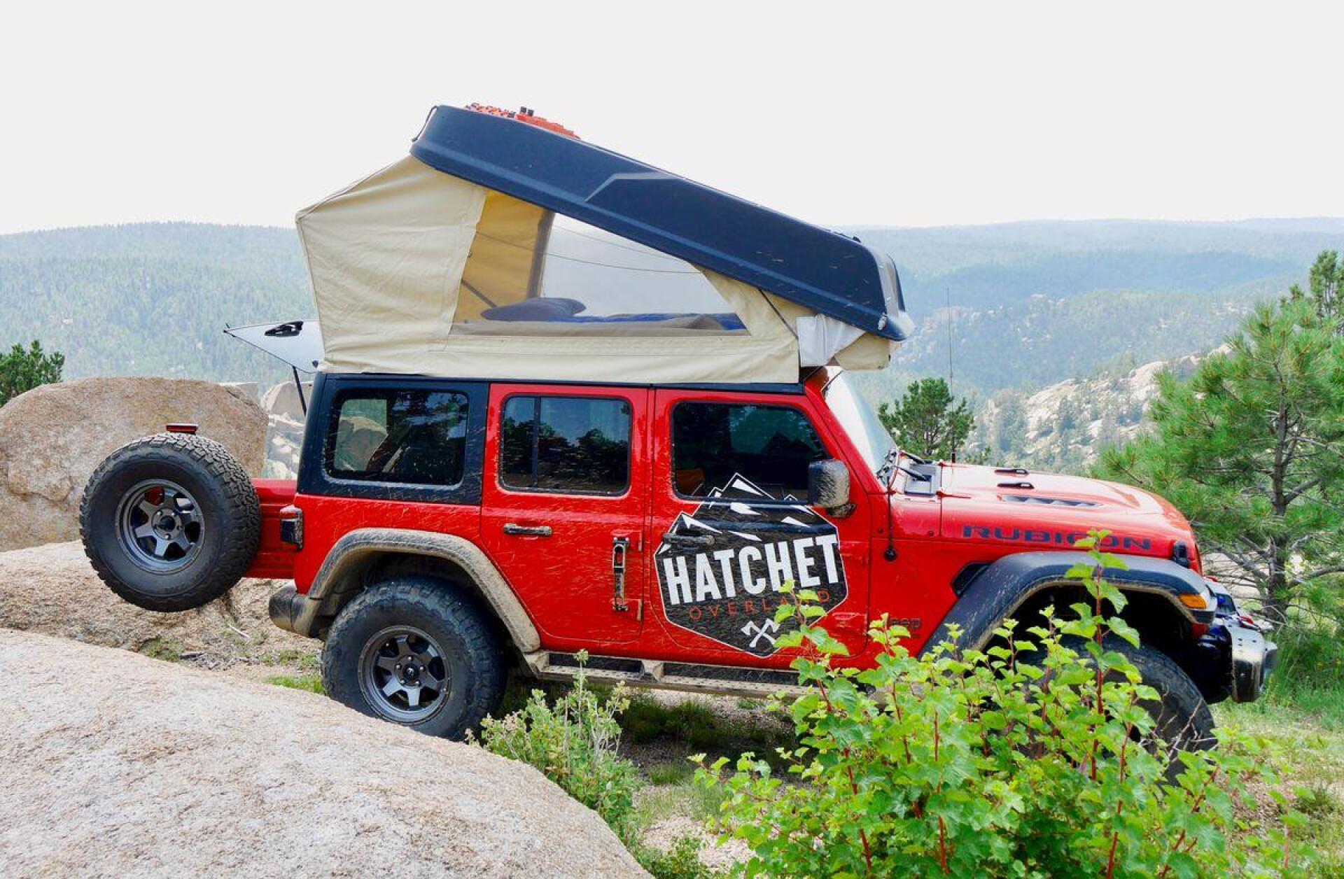 Hatchet hacks Jeep Wrangler into poptop overland microcamper