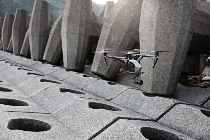 Big and powerful, the DJI Inspire 2 is for professional filmmakers