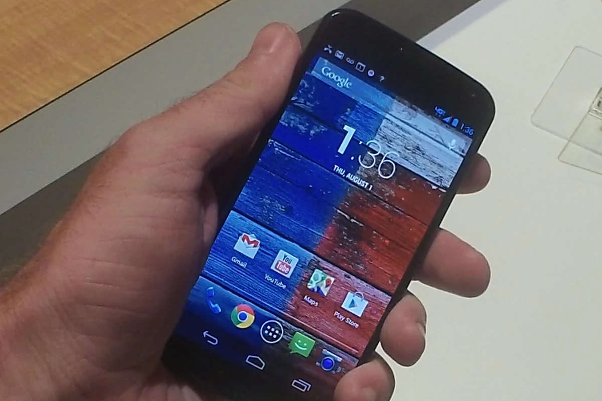 The Moto X doesn't sport smoking specs, just a few killer features