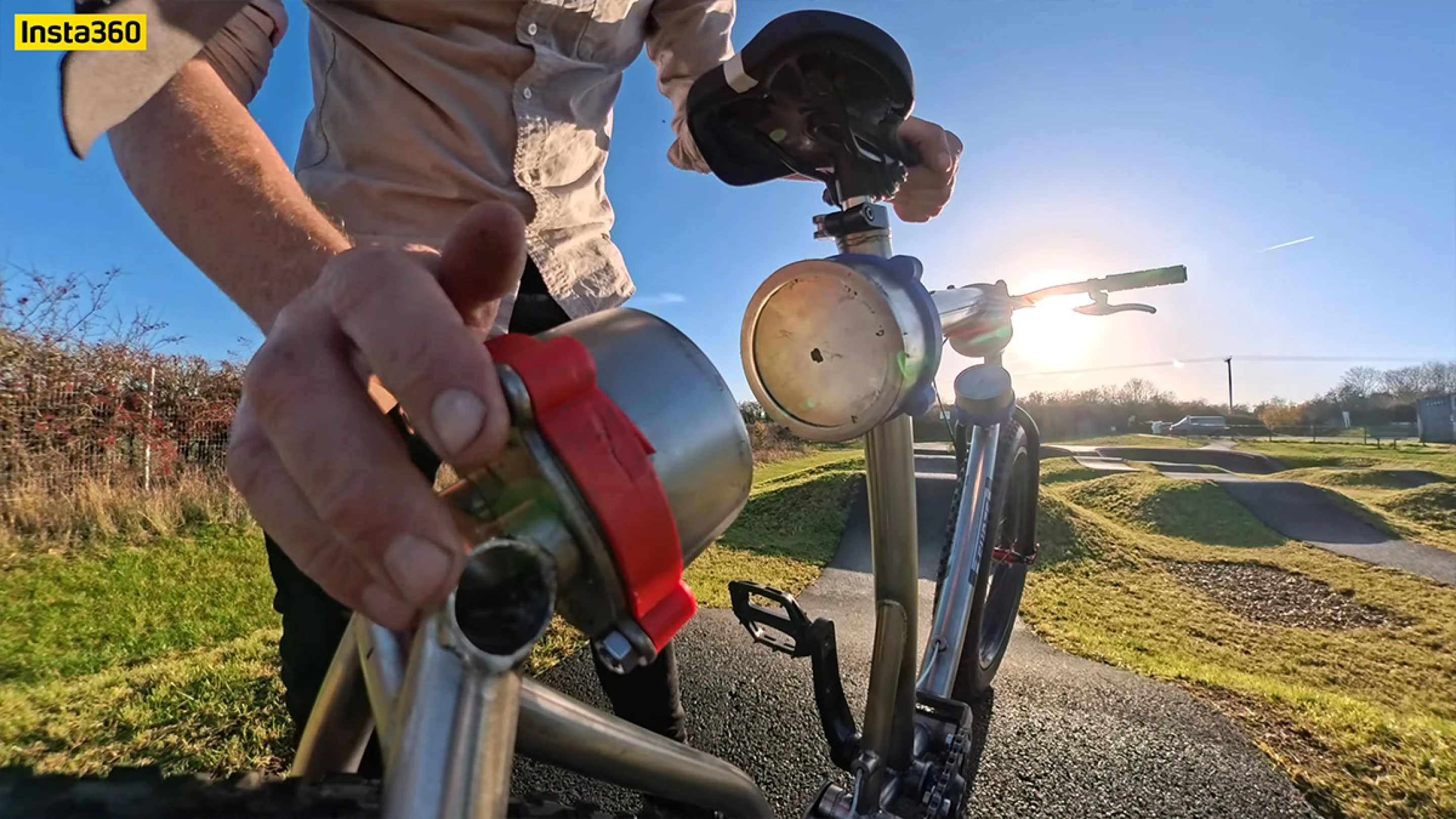 Colinfurze Spring Bike Watch: Mad scientist swaps bicycle suspension springs for magnets