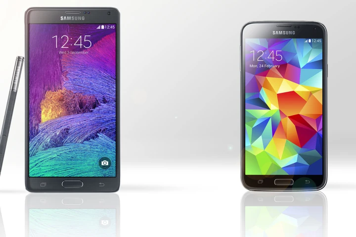 Gizmag compares the features and specs of the Samsung Galaxy Note 4 and Galaxy S5
