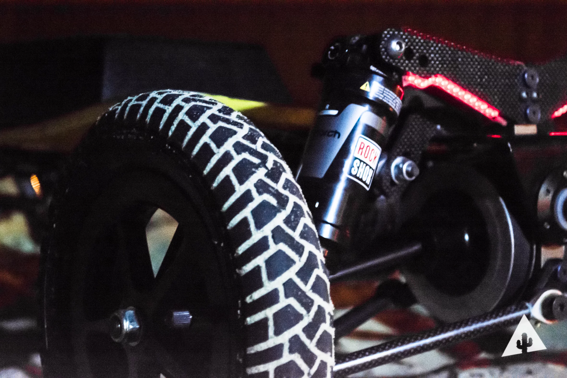 The BajaBoard has independent double wishbone suspension design with four mountain-bike-like shock absorbers and pneumatic all-terrain tires for top-notch stability, handling and traction