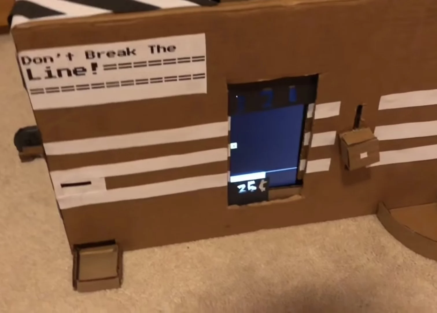 Don't Break The Line! has a working coin slot as part of the mod