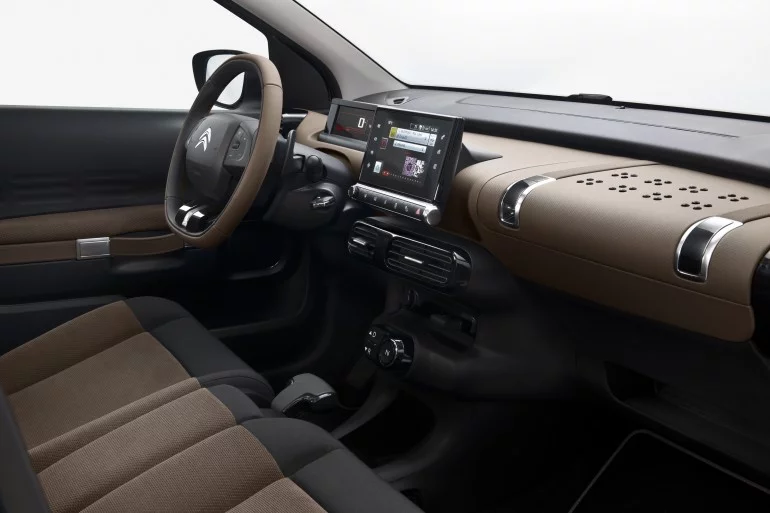 The Citroen C4 Cactus' airbag-free dash
