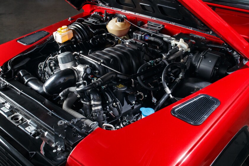 The 5.0-liter V8 packs 400-hp (299 kW) and 380 lb-ft (515 Nm) of torque and will take the Defender Works V8 from 0-60 mph (97 km/h) in 5.6 seconds (90-inch wheelbase model only) and give it a limited top speed of 106 mph (171 km/h)
