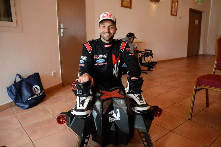 Gizmag talks to Franky Zapata about the Flyboard Air, and the next generation of flying devices