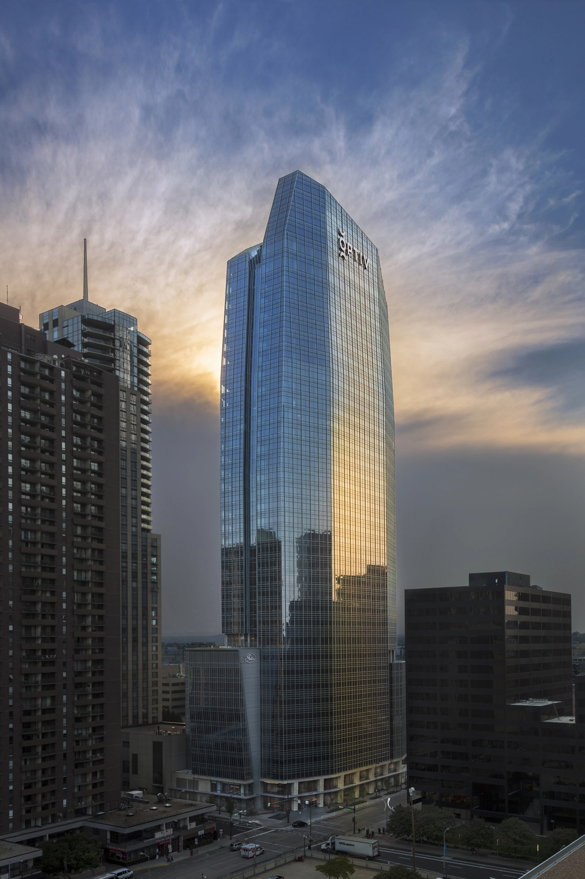 1144 Fifteenth is located in Denver and was designed by Pickard Chilton Architects and Kendall/Heaton Associates. It's 603 ft (183.7 m) tall and its design is inspired by the surrounding Rocky Mountains. The tower came fifth overall