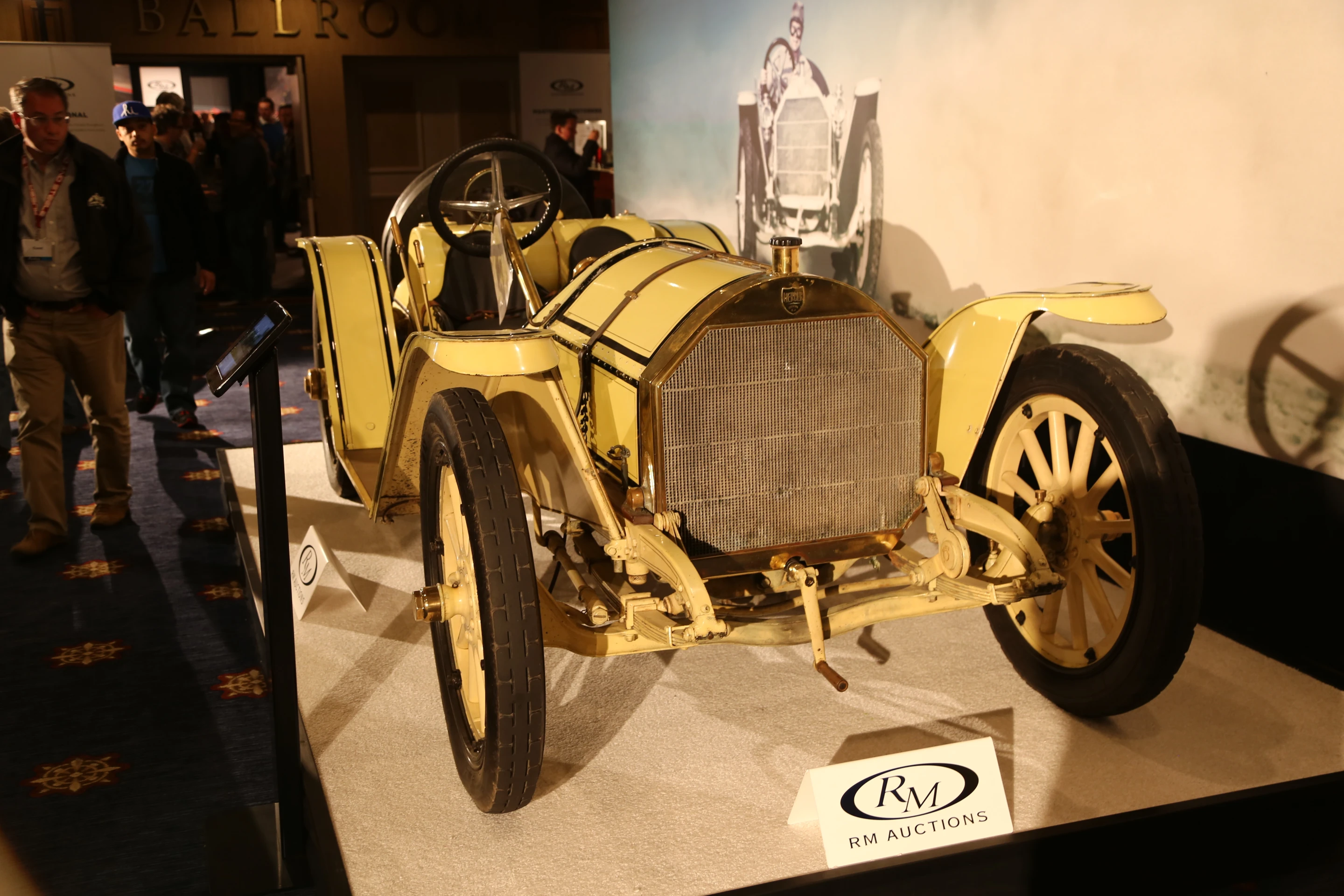 An old school 1911 Mercer Type 35R Raceabout raised $2.5 million on the auction block (Photo: Angus MacKenzie/Gizmag.com)
