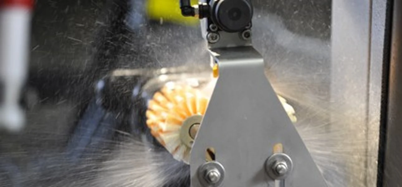 The teat-cleaning brushes are self-cleaning