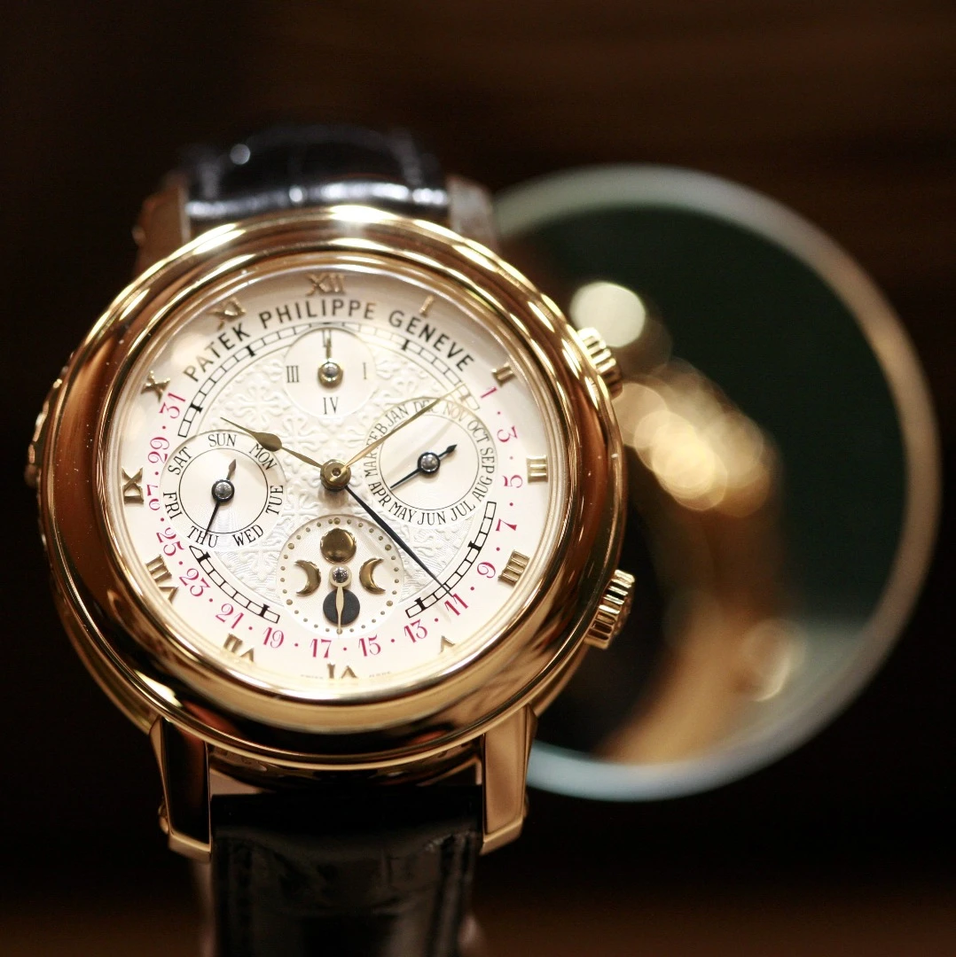 Watch with sub-dials