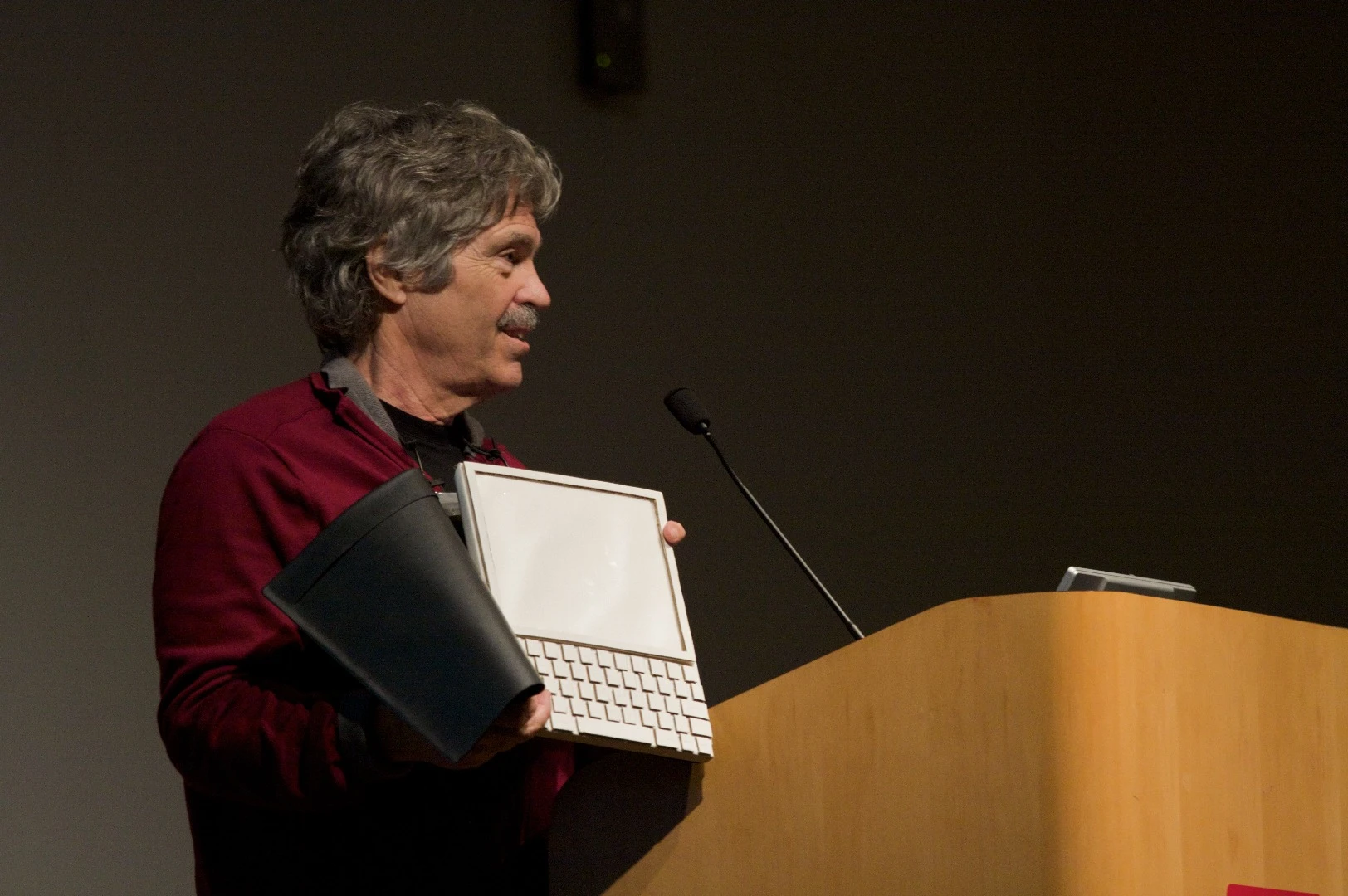 Dr. Alan Kay showcasing a Dynabook prototype