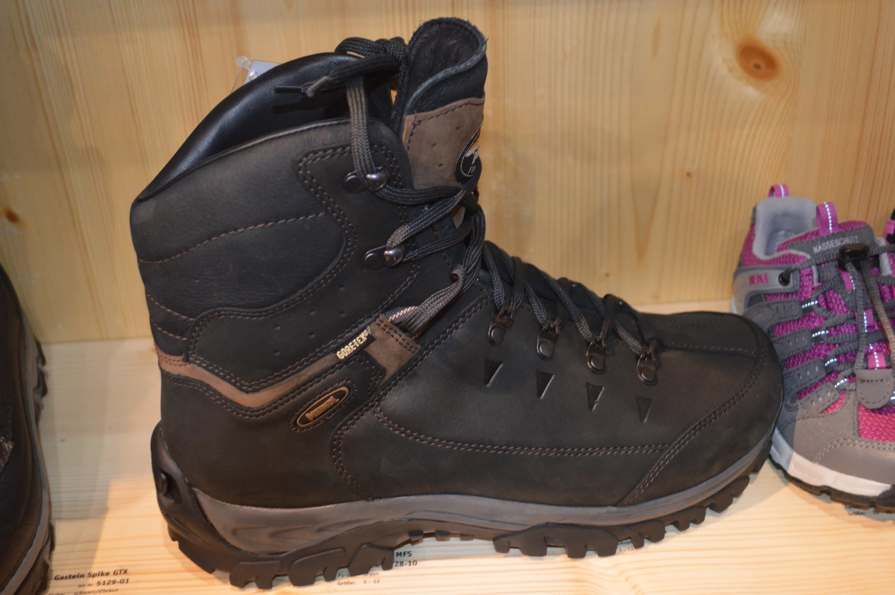 The Gastein Spike GTX is one of the boots equipped with the new system